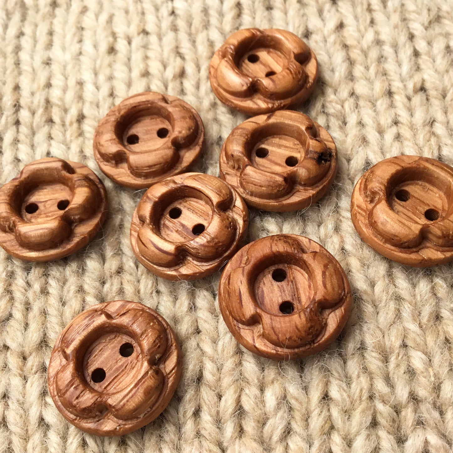 ‘Forest Flowers’ Red Oak Wood Buttons 3/4”