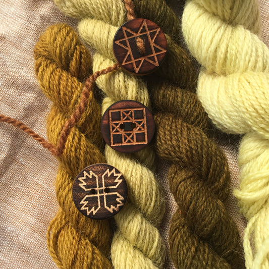 Wooden Quilt Block Button 1"