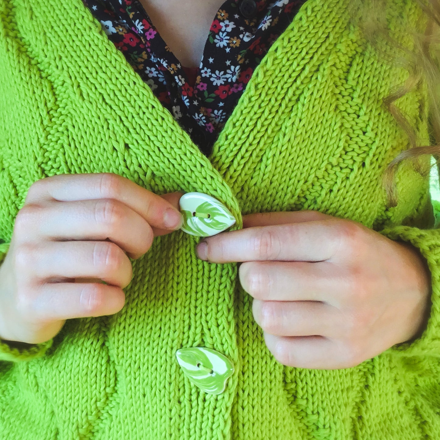 Pothos Leaf Ceramic Buttons 7/8" x 1-1/4"