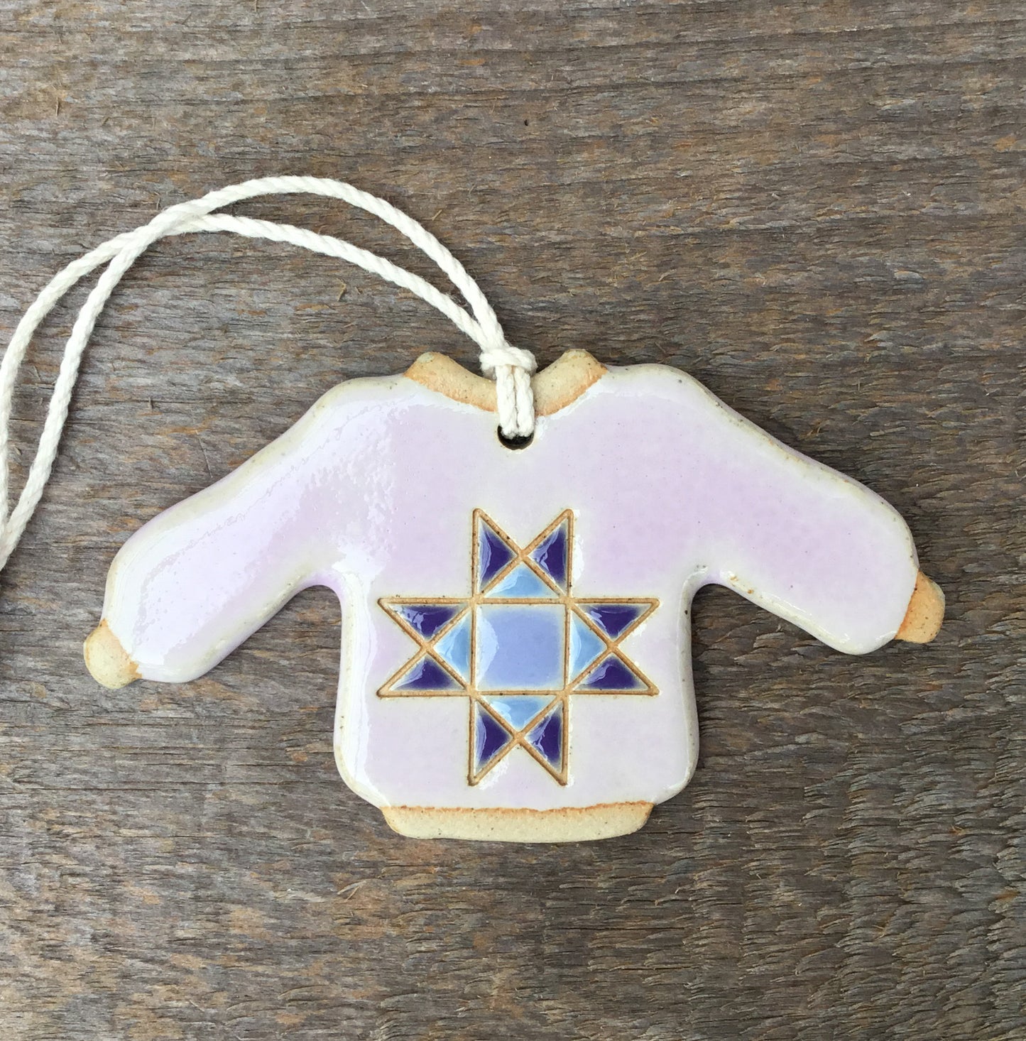 Stoneware Sweater Ornament ‘Ohio Star’