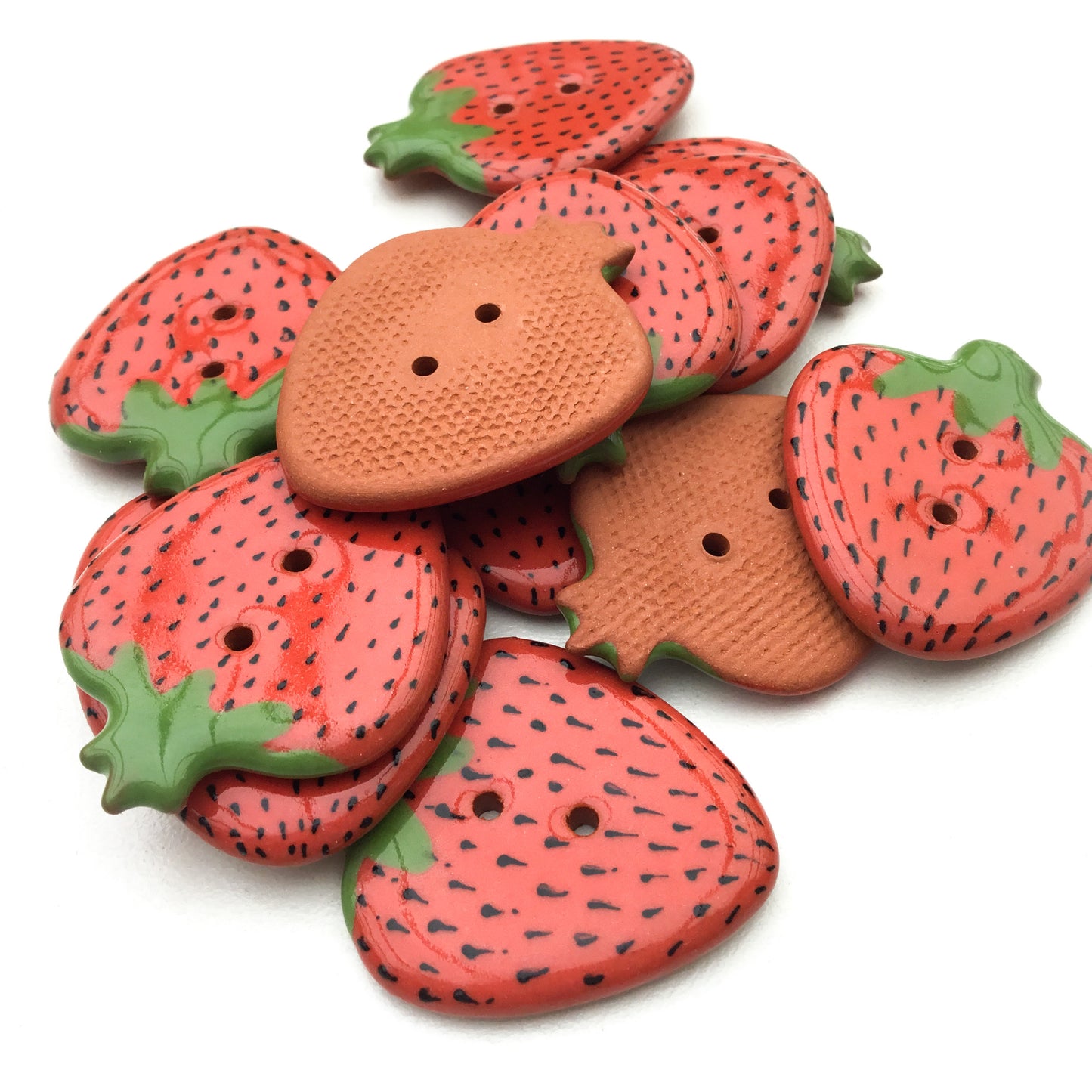 Strawberry Button - 1-1/8" x 1-3/8"