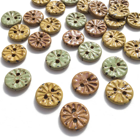 Stoneware Fleck Daisy Buttons 9/16"