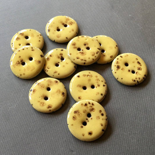 Butter Yellow Stoneware Fleck Button  7/8"