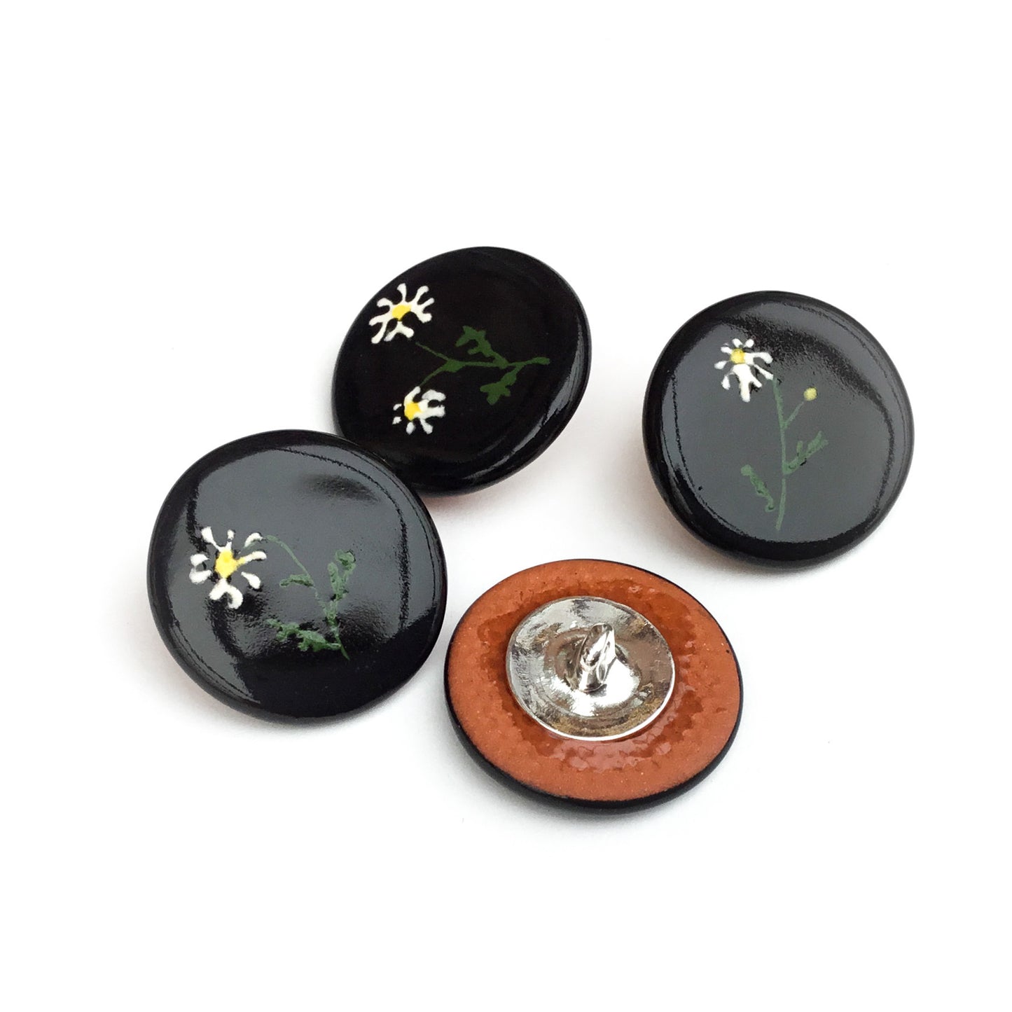 ‘Dancing Daisies ’ Designer Shank Button Set - 3/4" 4-pack