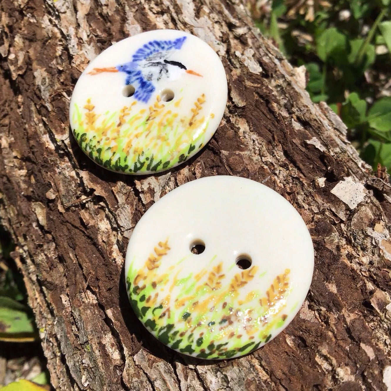 ‘Heron Above the Grass’ 1-1/16” one-of-a-kind 2-pack