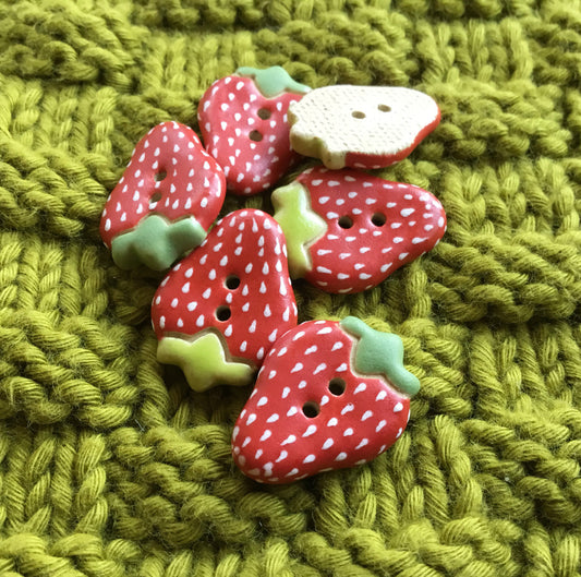 Wholesale 11/16" x 7/8” Stoneware Strawberry Bundle - Ten 2-Packs