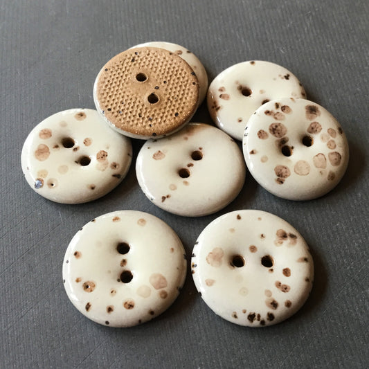 Vanilla Stoneware Fleck Button  7/8"