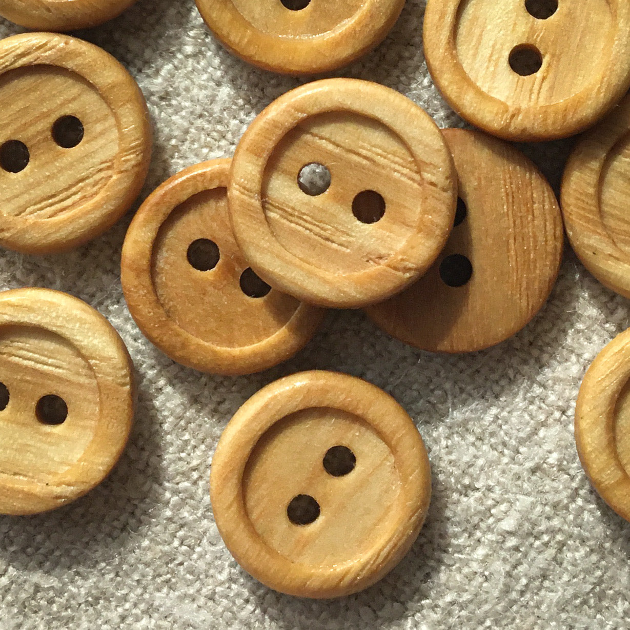 Mixed Hardwood Inset Buttons 1/2"