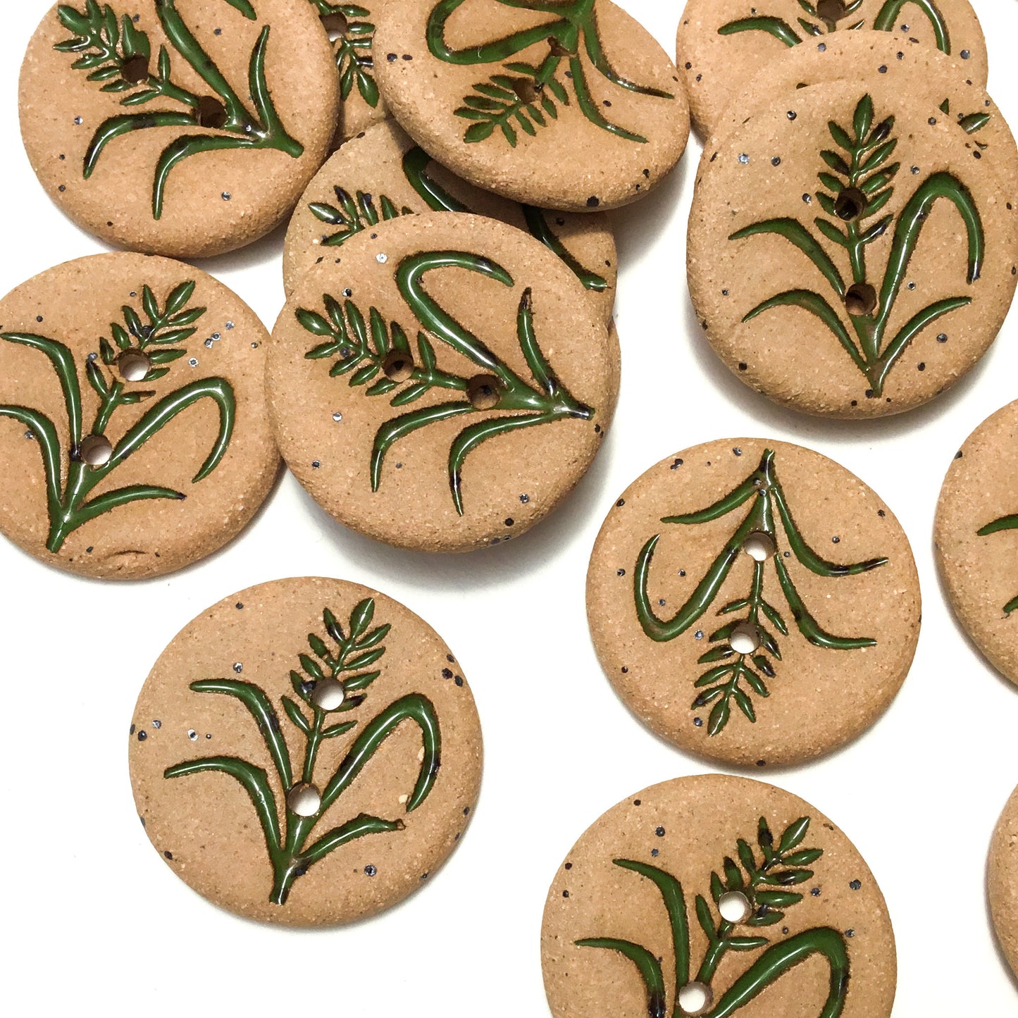 Green Wheat Stoneware Button   7/8"