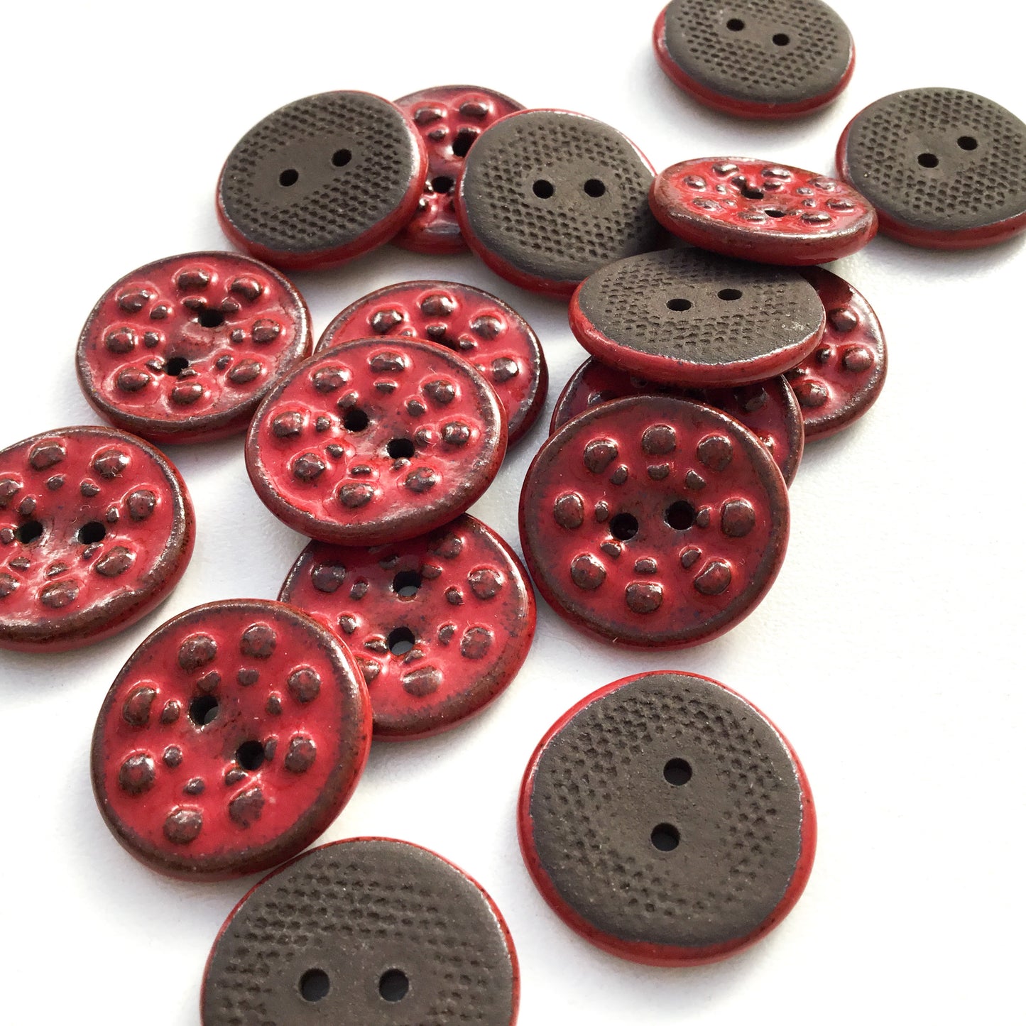 Chili Red 'Aster' Stoneware Buttons  3/4"