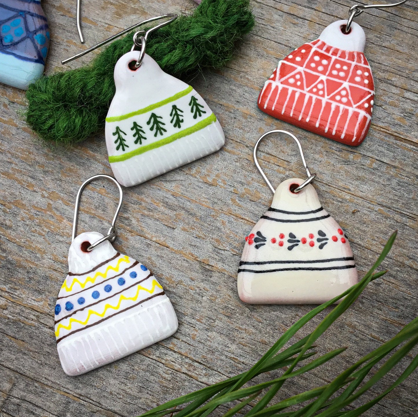 'Hand Knit Hats' Ceramic Earrings