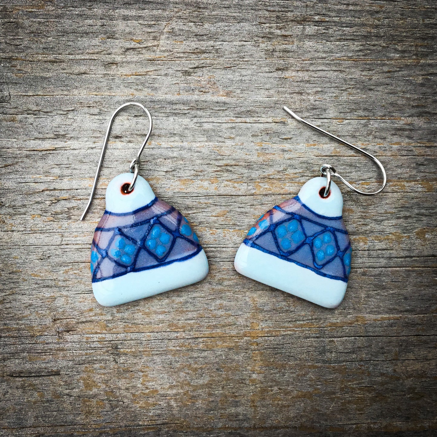 'Hand Knit Hats' Ceramic Earrings