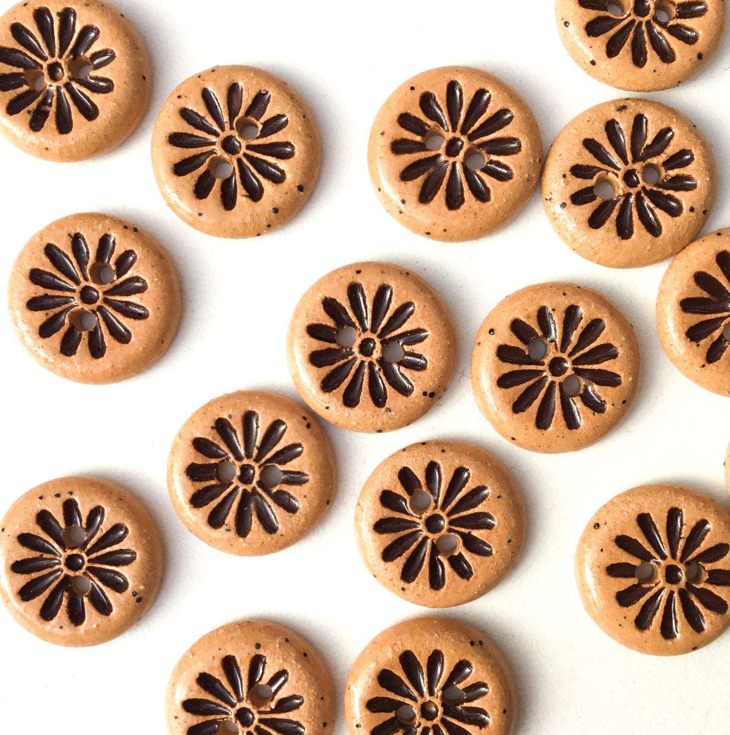 Dark Brown Daisy Buttons - 11/16"