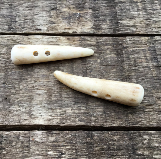 1-1/4" Deer Antler Shed Tip Toggle Button